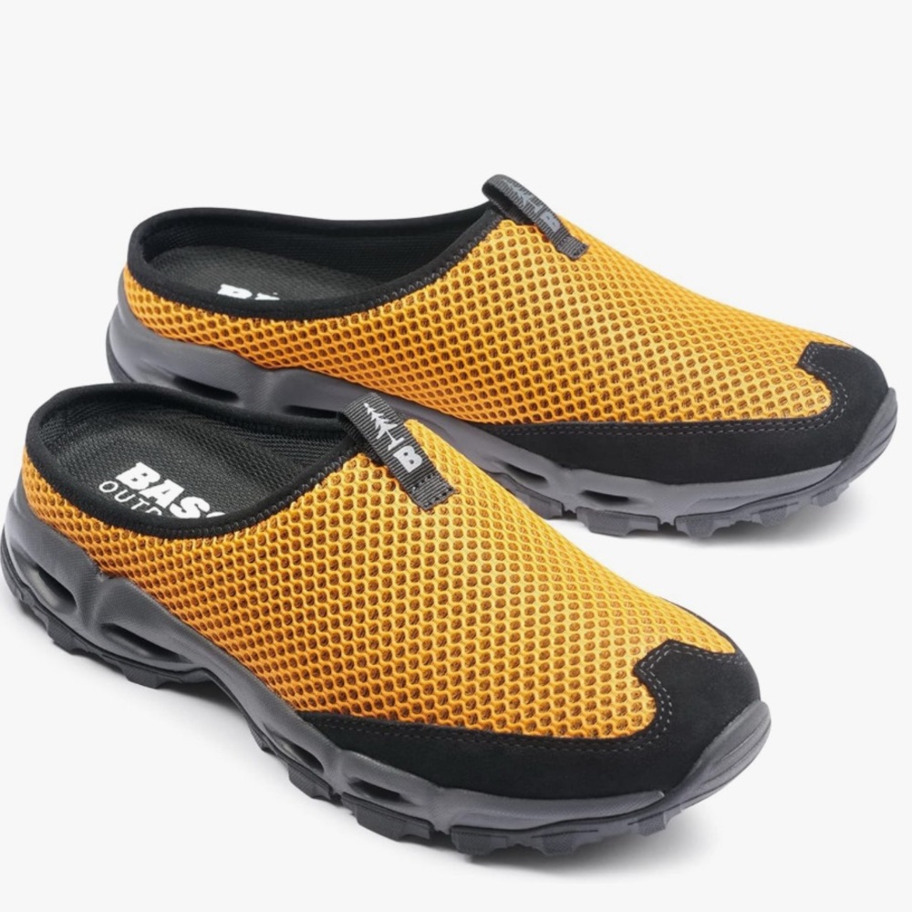 New in Box Bass Outdoor Men's Flame Orange Aqua Mesh Slide.
